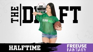 Freeuse Fantasy – Big Assed Babe Alex Coal Gets Her Pussy Drilled While Planning Her Football Draft