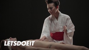Vanessa Decker Gives Stud Hot Massage Then Rides Him Good – LETSDOEIT